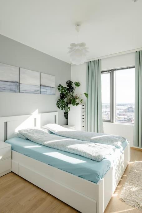 Fabulous Morden Apartment in Helsinki Buitenkant foto